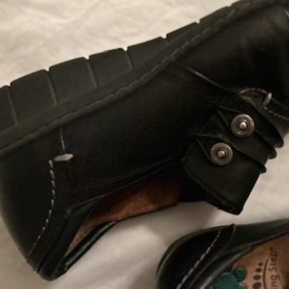 Europeans size 41  womens black   leather shoes spring step 91/2 casual dress - Picture 6 of 6